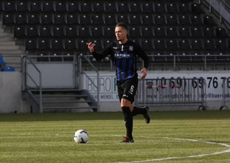 09 02 2019 xmgoodx Frankfurt am Main PSD Bank Arena on Bornheimer Hang Regionalliga South Season 2018 2019 FSV Frankfurt vs. Viktoria Aschaffenburg Fabian Burdenski 6 FSV Frankfurt test match