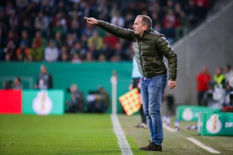 Coach Manuel Baum FC Augsburg gestures DFB regulations prohibit any use of photographs as image sequences and or quasi video GER Football DFB Cup FC Augsburg RB Leipzig 31 03 2019 Augsburg Copyright: xTomxWellerx xEibner-Pressefotox EP_eer