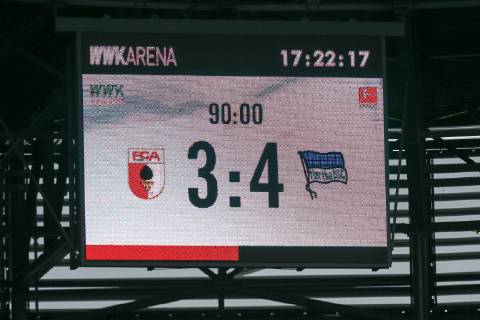 Final score on scoreboard 3 4 FC Augsburg vs Hertha BSC Berlin Football 1 Bundesliga 11 05 2019 DFL REGULATIONS PROHIBIT ANY USE OF PHOTOGRAPHS AS IMAGE SEQUENCES AND OR QUASI VIDEO Augsburg Bayern Germany Copyright: xkolbert-press ChristianxKolbertx