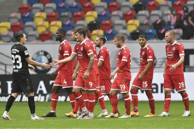 Final jubilation Final jubilation Emotion Joy of the team of Duesseldorf 26 09 2020 Football, 2 Bundesliga, Fortuna Duesseldorf vs FC Wuerzburger Kickers, Merkur Spiel Arena, Duesseldorf, DFB DFL REGULATIONS PROHIBIT ANY USE OF PHOTOGRAPHS AS IMAGE SEQUENCES AND OR QUASI VIDEO xhmx