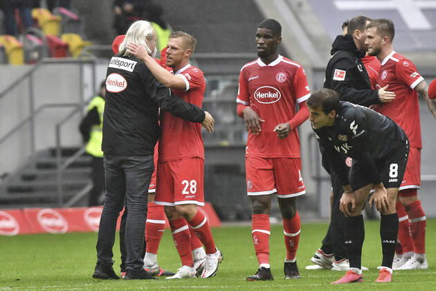 Final jubilation Final jubilation Emotion Joy of the team of Duesseldorf 26 09 2020 Football, 2 Bundesliga, Fortuna Duesseldorf vs FC Wuerzburger Kickers, Merkur Spiel Arena, Duesseldorf, DFB DFL REGULATIONS PROHIBIT ANY USE OF PHOTOGRAPHS AS IMAGE SEQUENCES AND OR QUASI VIDEO xhmx