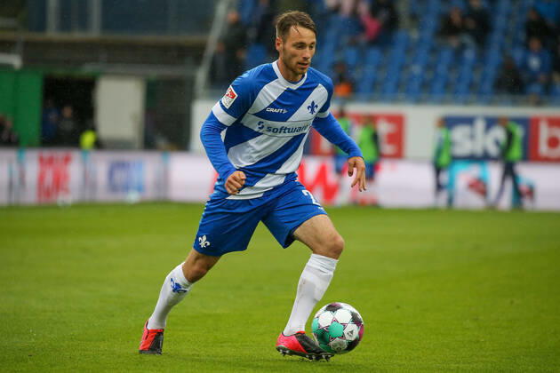 26 09 2020 xjjx Football 2 Bundesliga SV Darmstadt 98 SSV Jahn Regensburg emonline v l , Matthias Bader SV Darmstadt 98 DFL DFB REGULATIONS PROHIBIT ANY USE OF PHOTOGRAPHS as IMAGE SEQUENCES and or QUASI VIDEO Copyright: JoaquimxFerreira