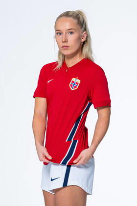 201022 Thea Bjelde of the Norwegian womens national football team poses for a portrait on October 22, 2020 in Oslo Photo Vegard Wivestad Grott BILDBYRAN kod VG VG0061 bbeng fotball fotboll football norge norway a kvinnor portrett porträtt portraits dam,  Copyright: VEGARDxWIVESTADxGRoTT BB201022VG011