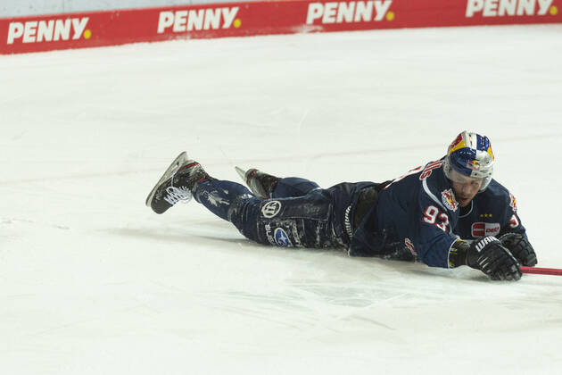 MAXIMILIAN KASTNER EHC Red Bull Munich, EHC Red Bull Munich vs Duesseldorfer EG, Magenta Cup 1 2 Final, Ice Stadium Olympiapark Munich 11 12 2020 Â