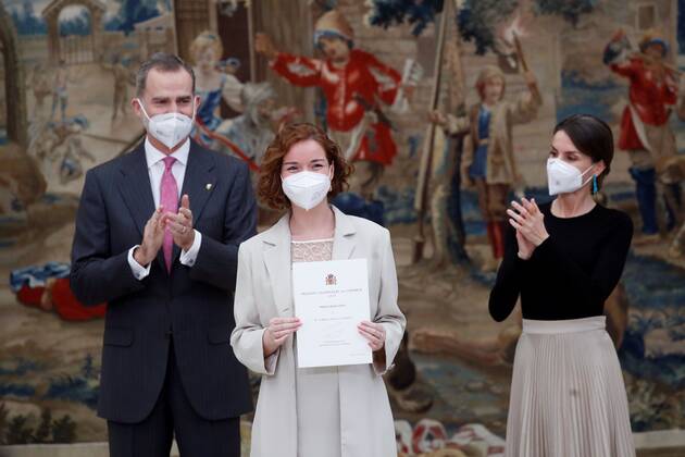 Spain s King Felipe VI (L) and Queen Letizia (R) give Queen Sofia Award to Fair Play to chess player Sabrina Vega during a 2018 Spanish National Sports Awarding Ceremony at Pardo Palace, in Madrid, Spain, 02 March 2021. Spain s Royal couple gives 2018 Spanish National Sports Awards 2018 !ACHTUNG: NUR REDAKTIONELLE NUTZUNG! Copyright: xJuanxCarlosxHidalgox GRAF6463 20210302-637502871601466836