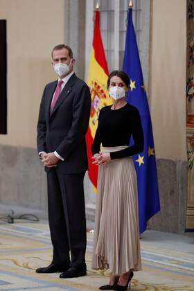 Spain s King Felipe VI (L) and Queen Letizia (R) chair 2018 Spanish National Sports Awarding Ceremony at Pardo Palace, in Madrid, Spain, 02 March 2021. Spain s Royal couple gives 2018 Spanish National Sports Awards 2018 !ACHTUNG: NUR REDAKTIONELLE NUTZUNG! Copyright: xEmilioxNaranjox GRAF6476 20210302-637502878729287897
