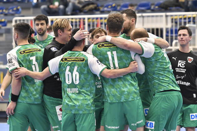 Final cheer emotion joy of the team of Berlin 07 03 2021 Handball, 1 Bundesliga, TUSEM Essen vs Fuechse Berlin, Arena am Hallo, Essen, xhmx