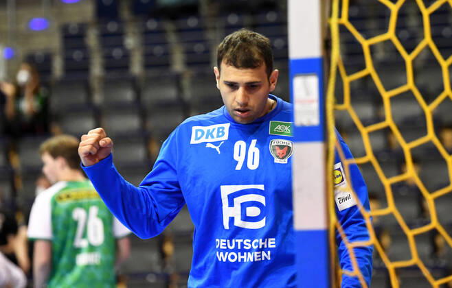 Handball, men, season 2020 2021, 1 Bundesliga 32 matchday , Füchse Berlin HC Erlangen, goalkeeper Dejan Milosavljev Füchse Berlin , 30 05 2021, Copyright: xSebastianxRäppoldx xMatthiasxKox