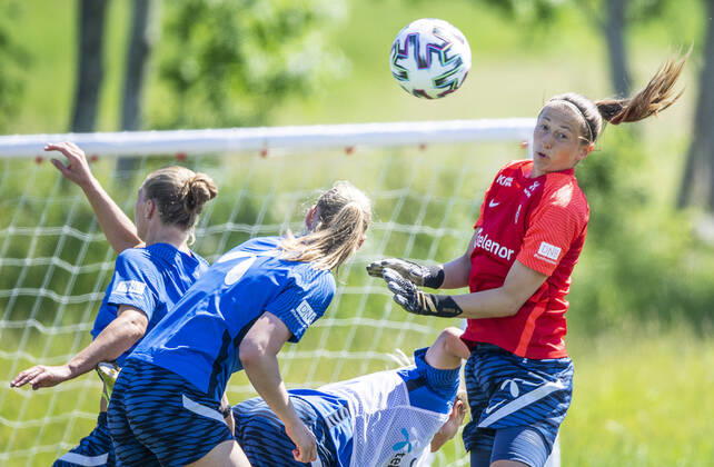 210608 Goalkeeper Cecilie Haustaker Fiskerstrand of the Norwegian womens national football team during a training session on June 8, 2021 in Borgholm Photo Suvad Mrkonjic BILDBYRAN COP 170 SM0076 fotboll football soccer fotball träning practice training norge norway dam bbeng,  Copyright: SUVADxMRKONJIC BB210608SM051