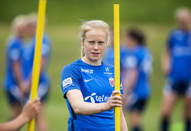 210609 Julie Blakstad of the Norwegian womens national football team during a training session on June 9, 2021 in Borgholm Photo Suvad Mrkonjic BILDBYRAN COP 170 SM0077 fotboll football soccer fotball träning practice training norge norway dam bbeng, Copyright: SUVADxMRKONJIC BB210609SM027
