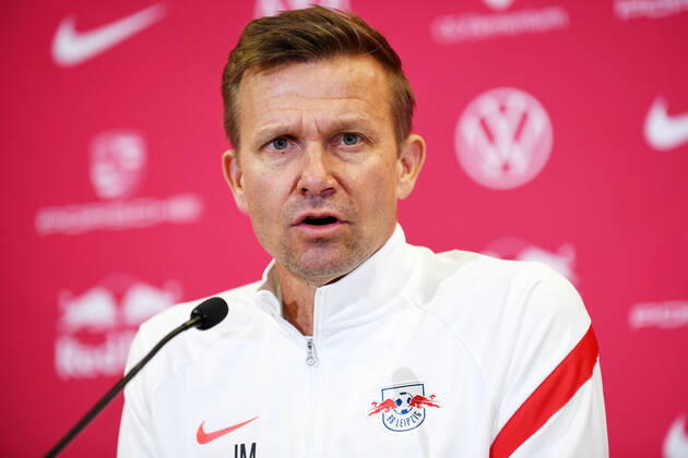 Fußball Bundesliga Saison 2021 2022, 7 Spieltag, PK RB Leipzig ahead of Leipzig vs Bochum 01 10 2021 Jesse Marsch coach RB Leipzig speaks at the press conference of RB Leipzig ahead of the Bundesliga match against Bochum 01 10 2021 Leipzig Saxony Germany Red Bull training ground at Cottaweg.