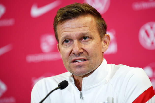 Fußball Bundesliga Saison 2021 2022, 7 Spieltag, PK RB Leipzig ahead of Leipzig vs Bochum 01 10 2021 Jesse Marsch coach RB Leipzig speaks at the press conference of RB Leipzig ahead of the Bundesliga match against Bochum 01 10 2021 Leipzig Saxony Germany Red Bull training ground at Cottaweg.