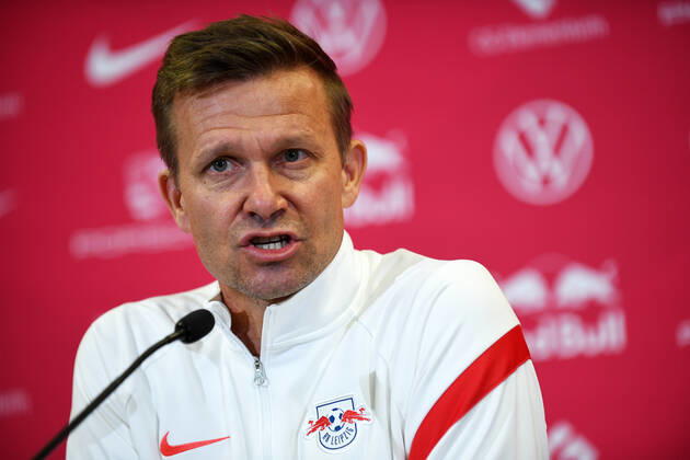 Fußball Bundesliga Saison 2021 2022, 7 Spieltag, PK RB Leipzig ahead of Leipzig vs Bochum 01 10 2021 Jesse Marsch coach RB Leipzig speaks at the press conference of RB Leipzig ahead of the Bundesliga match against Bochum 01 10 2021 Leipzig Saxony Germany Red Bull training ground at Cottaweg.