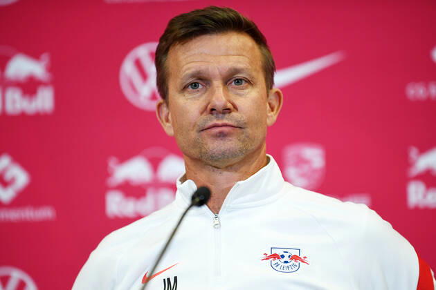 Fußball Bundesliga Saison 2021 2022, 7 Spieltag, PK RB Leipzig ahead of Leipzig vs Bochum 01 10 2021 Jesse Marsch coach RB Leipzig speaks at the press conference of RB Leipzig ahead of the Bundesliga match against Bochum 01 10 2021 Leipzig Saxony Germany Red Bull training ground at Cottaweg.