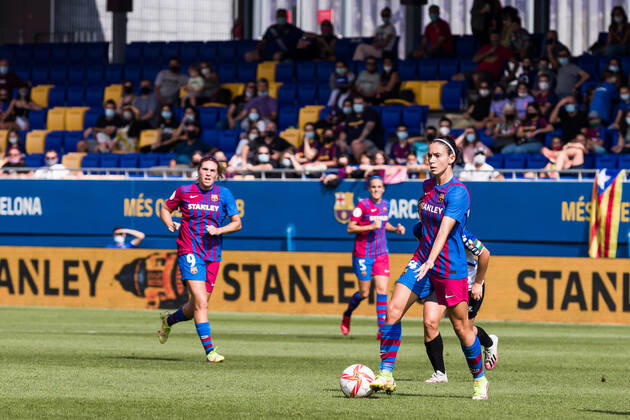 October 2, 2021, Sant Joan Despi, Barcelona, Spain: Aitana Bonmati of FC Barcelona, Barca Femeni in action during the Liga Iberdrola match between FC Barcelona Femeni and Deportivo Alaves Femenino at Johan Cruyff Stadium on October 02, 2021 in Sant Joan Despi, Barcelona, Spain. Sant Joan Despi Spain - ZUMAa181 20211002_zaa_a181_018 Copyright: xJavierxBorregox