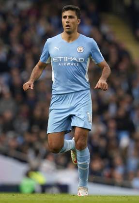 Manchester, England, 16th October 2021. Rodrigo of Manchester City during the Premier League match at the Etihad Stadium, Manchester. Picture credit should read: Andrew Yates Sportimage EDITORIAL USE ONLY. No use with unauthorised audio, video, data, fixture lists, club league logos or live services. Online in-match use limited to 120 images, no video emulation. No use in betting, games or single club league player publications. SPI-1247-0053