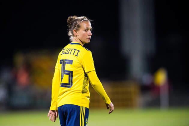 211021 Julia Zigiotti Olme of Sweden during the FIFA Women s World Cup Qualifying football match between Ireland and Sweden on October 21, 2021 in Dublin Photo Ludvig Thunman BILDBYRAN kod LT LT0211 fotboll football soccer fotball vm kval kval fifa women s world cup qualifier qualifier ireland sverige sweden dam bbeng, Copyright: LUDVIGxTHUNMAN BB211021LT095