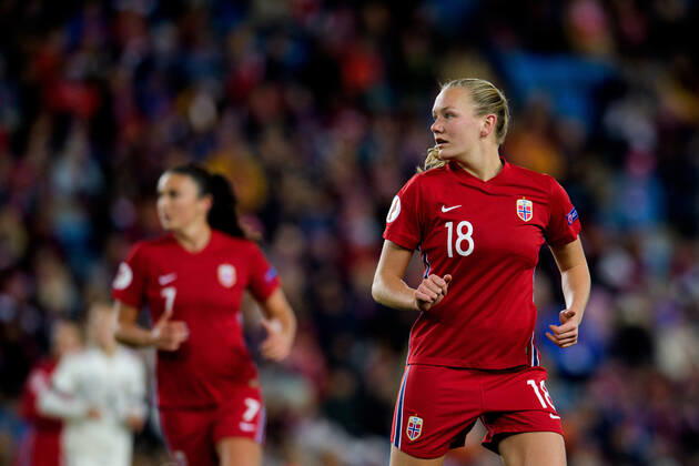 211026 Frida Maanum of Norway during the FIFA Womens World Cup Qualifier football match between Norway and Belgium on October 26, 2021 in Oslo Photo Vegard Wivestad Grott BILDBYRAN kod VG VG0190 bbeng fotball soccer football fotboll fifa world cup qualifiers vm qualification kvinnor vm kvalik landskamp dam norway norway belgium belgia belgien,  Copyright: VEGARDxWIVESTADxGRoTT BB211026VG065