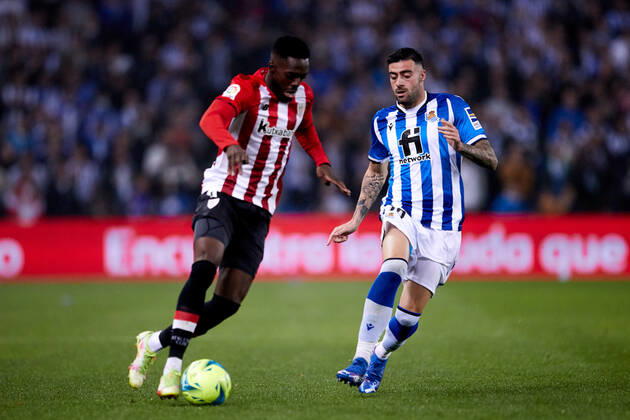 October 31, 2021, San Sebastian, GUIPUZCOA, SPAIN: Diego Rico of Real Sociedad and Inaki Williams of Athletic Club in action during the Spanish league, La Liga, football match between Real Sociedad and Athletic Club at Reale Arena on 31 of October, 2021 in San Sebastian, Spain. San Sebastian SPAIN - ZUMAa181 20211031_zaa_a181_147 Copyright: xRicardoxLarreinax