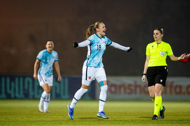 211130 Frida Maanum of Norway celebrates after scoring 0 3 during the FIFA Women s World Cup Qualifier football match between Armenia and Norway on November 30, 2021 in Yerevan Photo Vegard Grott BILDBYRAN kod VG VG0208 bbeng football soccer football football fifa world cup qualifiers world cup qualifiers vm kvalik landskamp dam norge norway armenia jerevan jubel,  Copyright: VEGARDxGRoTT BB211130VG049