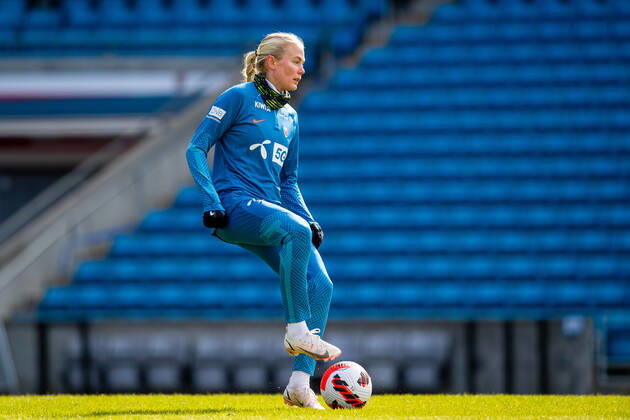 220405 Guro Bergsvand of the Norwegian women s national football team during a training session on April 5, 2022 in Oslo Photo Vegard Grott BILDBYRAN kod VG VG0259 bbeng fotboll football soccer fotball vm kval kval fifa women s world cup qualifier qualifier träning practice training training norge norway Lady,  Copyright: VEGARDxGRoTT BB220405VG028