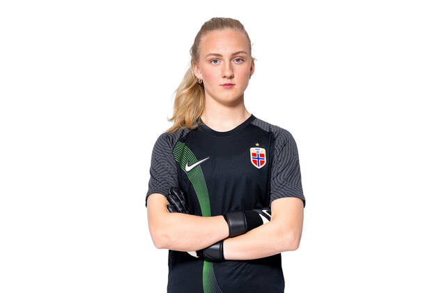 220407 Goalkeeper Sunniva Skoglund of the Norwegian womens national football team poses for a portrait on April 4, 2022 in Oslo Photo Vegard Grott BILDBYRAN kod VG VG0262 bbeng fotball fotboll football norge norway a kvinnor portrett porträtt portraits dam, Copyright: VEGARDxGRoTT BB220407VG191