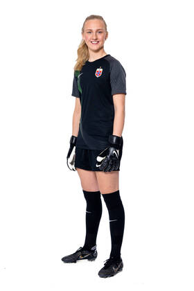 220407 Goalkeeper Sunniva Skoglund of the Norwegian womens national football team poses for a portrait on April 4, 2022 in Oslo Photo Vegard Grott BILDBYRAN kod VG VG0262 bbeng fotball fotboll football norge norway a kvinnor portrett porträtt portraits dam, Copyright: VEGARDxGRoTT BB220407VG195