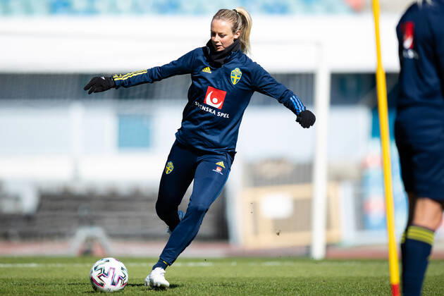 220410 Amanda Ilestedt of Sweden during a training session on April 10, 2022 in Göteborg, Copyright: MICHAELxERICHSEN BB220410MI049