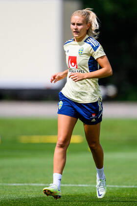 220714 Amanda Nilden of the Swedish women s national football team at a training session during the UEFA Women s Euro 2022 Championship on July 14, 2022 in Chester Photo Ludvig Thunman BILDBYRAN code LT LT0372 training sweden sweden day 9 dam bbeng,  Copyright: LUDVIGxTHUNMAN BB220714LT020