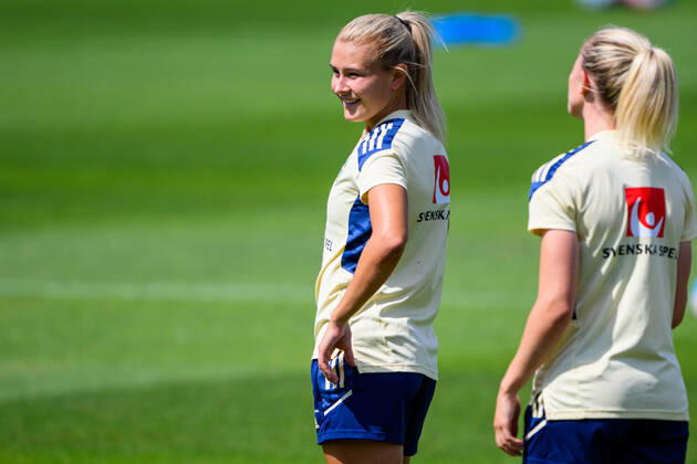 220718 Amanda Nilden of the Swedish women s national football team at a training session during the UEFA Women s Euro 2022 Championship on July 18, 2022 in Chester Photo Ludvig Thunman BILDBYRAN code LT LT0379 training sweden sweden day 13 dam bbeng,  Copyright: LUDVIGxTHUNMAN BB220718LT016