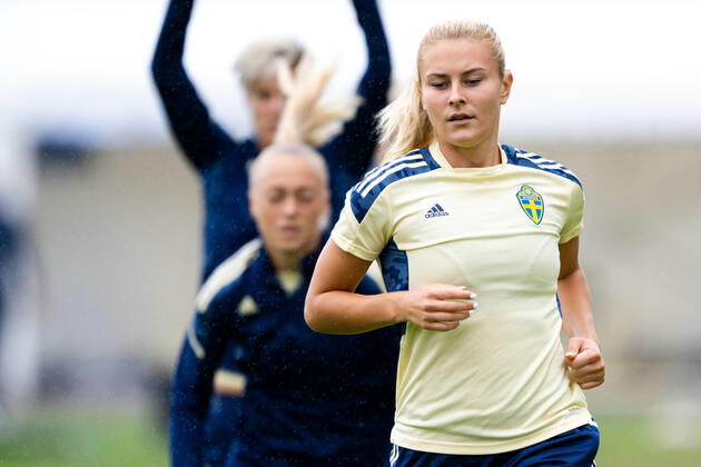 220725 Amanda Nilden of the Swedish womens national football team at a training session during the UEFA Womens Euro 2022 Championship on July 25, 2022 in Chester Photo Ludvig Thunman BILDBYRAN code LT LT0392 football football soccer fotball fotbols em europamaesterskap em uefa womens euro training practice training sweden sweden ladies bbeng,  Copyright: LUDVIGxTHUNMAN BB220725LT032