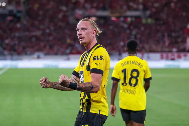12 08 2022, Football, 2022 2023 season, 1 Bundesliga, SC Freiburg Borussia Dortmund, f l Marius Wolf Borussia Dortmund , Youssoufa Moukoko Borussia Dortmund , Photo Dennis Ewert RHR PHOTO xRHR PHOTO DEx