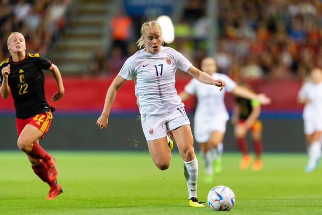 220902 Julie Blakstad of Norway during the FIFA Womens World Cup Qualifier football match between Belgium and Norway on September 2, 2022 in Leuven Photo Vegard Grott BILDBYRAN code VG VG0347 bbeng fotball soccer football fotboll fifa world cup qualifiers vm kvalifikation women vm kvalik nationalskamp dam norge norway belgium belgium, Copyright: VEGARDxGRoTT BB220902VG049