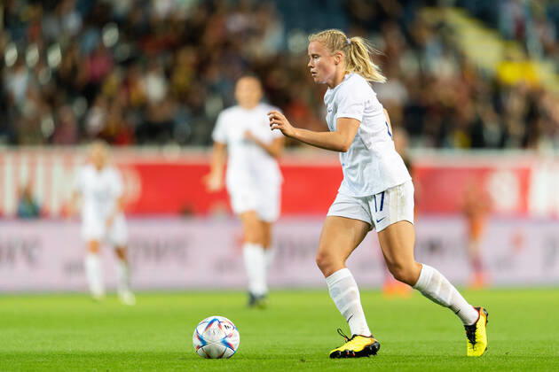 220902 Julie Blakstad of Norway during the FIFA Womens World Cup Qualifier football match between Belgium and Norway on September 2, 2022 in Leuven Photo Vegard Grott BILDBYRAN code VG VG0347 bbeng fotball soccer football fotboll fifa world cup qualifiers vm kvalifikation women vm kvalik nationalskamp dam norge norway belgium belgium, Copyright: VEGARDxGRoTT BB220902VG057