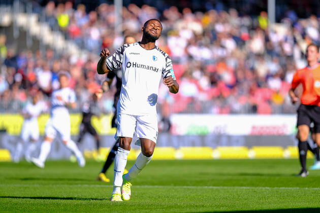 Moritz Broni Kwarteng 1 FC Magdeburg, 08 is visibly disappointed sadly dejected after a scoring chance, SV Sandhausen vs 1 FC Magdeburg, Football, 2 Liga, 11 Matchday, Season 2022 2023, 09 10 2022, DFL REGULATES PROHIBIT ANY USE OF PHOTOGRAPHS AS IMAGE SEQUENCES AND OR QUASI VIDEO SV Sandhausen vs 1 FC Magdeburg, Football, 2 Liga, 11 Matchday, Season 2022 2023, 09 10 2022 Sandhausen Copyright: xEibner-Pressefotox EP_EER
