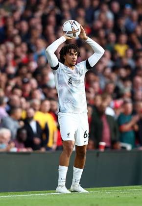 London, England, 9th October 2022. Trent Alexander-Arnold of Liverpool during the Premier League match at the Emirates Stadium, London. Picture credit should read: David Klein Sportimage EDITORIAL USE ONLY. No use with unauthorised audio, video, data, fixture lists, club league logos or live services. Online in-match use limited to 120 images, no video emulation. No use in betting, games or single club league player publications. SPI-1937-0025