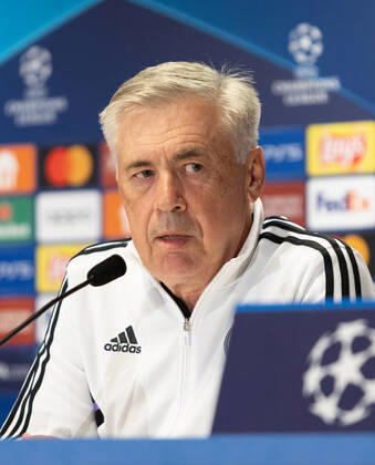 Real Madrid Training Session And press conference, PK, Pressekonferenz Trener Carlo Ancelotti (Real) during the training session and press conference of Real Madrid in Warsaw, Poland, on October 10, 2022. Warsaw Poland Copyright: xFotoxOlimpikx originalFilename:jastrzebowski-realmadr221010_np9i5