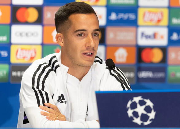 Real Madrid Training Session And press conference, PK, Pressekonferenz Lucas Vazquez (Real) during the training session and press conference of Real Madrid in Warsaw, Poland, on October 10, 2022. Warsaw Poland Copyright: xFotoxOlimpikx originalFilename:jastrzebowski-realmadr221010_npVoQ