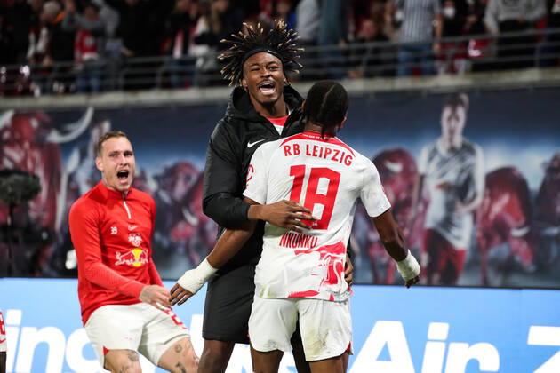 Goal celebration scorer Christopher Nkunku RB Leipzig,18 hits to the goal, the goal is not given, here with Mohamed Simakan RB Leipzig,2 1 Football Bundesliga season 2022 2023 point game RB Leipzig vs Hertha BSC Berlin in the Red Bull Arena in Leipzig action,football,Germany,man,men,15 10 2022