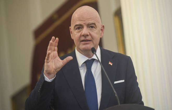 (221018) -- JAKARTA, Oct. 18, 2022 -- FIFA President Gianni Infantino speaks to the press after a meeting with Indonesia President Joko Widodo in Jakarta, Indonesia, Oct. 18, 2022. ) (SP)INDONESIA-JAKARTA-FIFA PRESIDENT-VISIT Zulkarnain