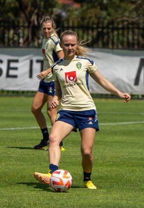221109 Matilda Vinberg of the Swedish womens national football team during a training session on November 9, 2022 in Melbourne Photo Mark Dadswell BILDBYRAN COP 334 XX0021 bbeng football football soccer fotball womens training practice training sweden sweden, Copyright: MARKxDADSWELL BB221109BB154