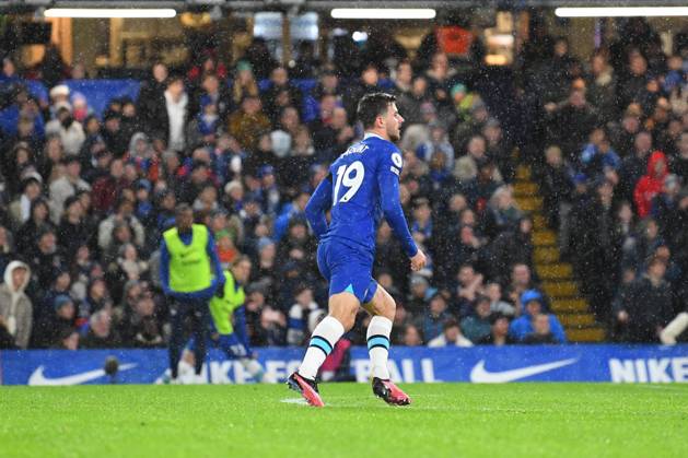Chelsea v Bournemouth Premier League 27 12 2022. Chelsea midfielder Mason Mount (19) GOAL scores 2-0 and celebrates during the Premier League match between Chelsea and Bournemouth at Stamford Bridge, London, England on 27 December 2022. London Stamford Bridge Greater London England Editorial use only DataCo restrictions apply See www.football-dataco.com , Copyright: xSimonxTraylenx PSI-16605-0007