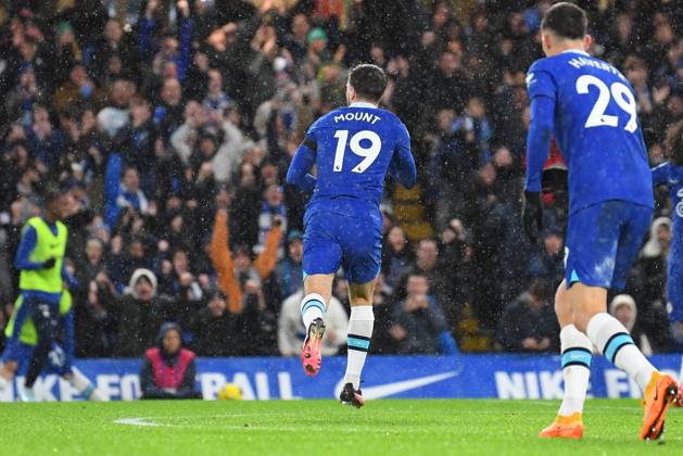 Chelsea v Bournemouth Premier League 27 12 2022. Chelsea midfielder Mason Mount (19) GOAL scores 2-0 and celebrates during the Premier League match between Chelsea and Bournemouth at Stamford Bridge, London, England on 27 December 2022. during the Premier League match between Chelsea and Bournemouth at Stamford Bridge, London, England on 27 December 2022. London Stamford Bridge Greater London England Editorial use only DataCo restrictions apply See www.football-dataco.com , Copyright: xSimonxTraylenx PSI-16605-0010