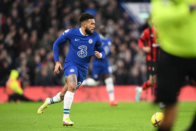 Chelsea v Bournemouth Premier League 27 12 2022. Chelsea defender Reece James (24) runs forward during the Premier League match between Chelsea and Bournemouth at Stamford Bridge, London, England on 27 December 2022. London Stamford Bridge Greater London England Editorial use only DataCo restrictions apply See www.football-dataco.com , Copyright: xSimonxTraylenx PSI-16605-0033