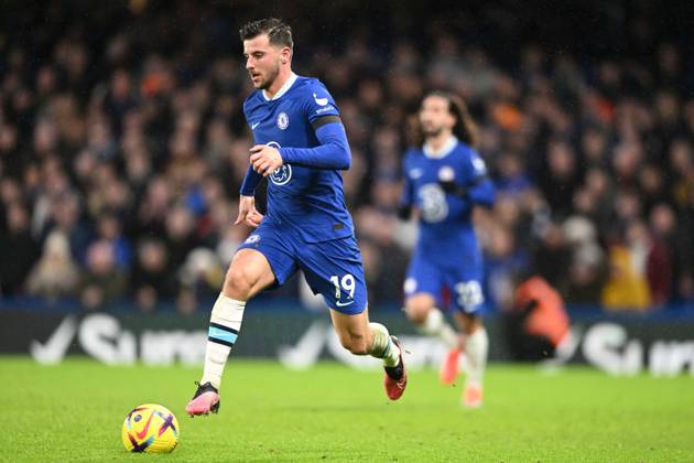 Chelsea v Bournemouth Premier League 27 12 2022. Chelsea midfielder Mason Mount (19) runs forward during the Premier League match between Chelsea and Bournemouth at Stamford Bridge, London, England on 27 December 2022. London Stamford Bridge Greater London England Editorial use only DataCo restrictions apply See www.football-dataco.com , Copyright: xSimonxTraylenx PSI-16605-0064