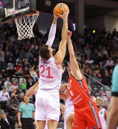 Leon Kratzer Telekom Baskets Bonn vs Bahcesehir Istanbul , Basketball Champions League BCL Photo Jörn Wolter