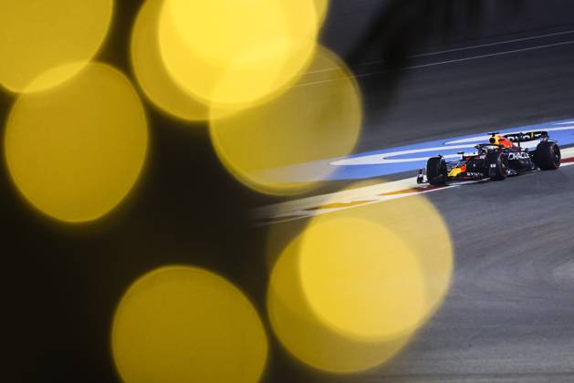 F1 Bahrain Grand Prix 2023 Max Verstappen of Red Bull Racing during Practice 2 day of Bahrain Grand Prix of 2023 Formula One World Championship, WM, Weltmeisterschaft at Bahrain International Circuit on March 3, 2023 in Sakhir, Bahrain. Sakhir Bahrain Copyright: xBeataxZawrzelx originalFilename:zawrzel-f1bahrai230303_npTqS