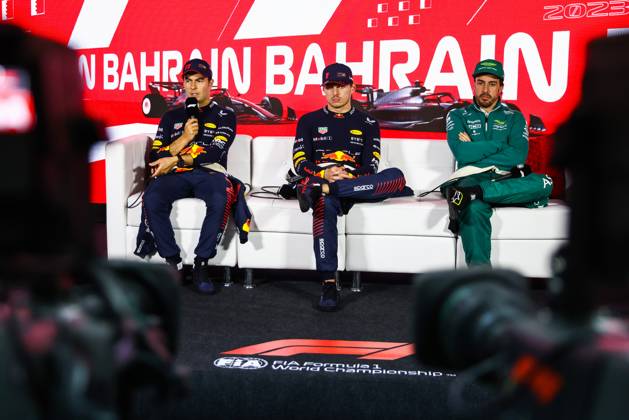 F1 Bahrain Grand Prix 2023 Max Verstappen of Red Bull Racing, Sergio Perez of Red Bull Racing and Fernando Alonso of Aston Martin attend the press conference, PK, Pressekonferenz after Bahrain Grand Prix of 2023 Formula One World Championship, WM, Weltmeisterschaft at Bahrain International Circuit on March 5, 2023 in Sakhir, Bahrain. Sakhir Bahrain  Copyright: xBeataxZawrzelx originalFilename:zawrzel-f1bahrai230305_npqRM