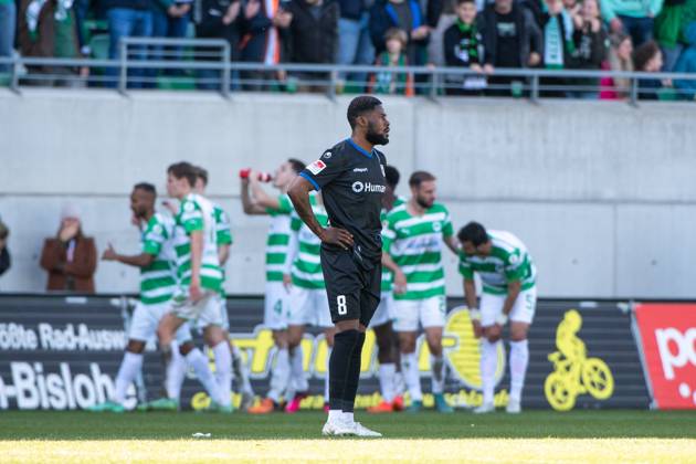Moritz Broni Kwarteng 1 FC Magdeburg, 8 aergert, the Fuerth around Julian Green SpVgg Greuther Fuerth, 37 jubilate over the goal to 1 0, GER, SpVgg Greuther Fuerth vs 1 FC Magdeburg, Football, 2 Bundesliga, 25 Spieltag, Spielzeit 2022 2023, 18 03 2023 DFB DFL regulations prohibit any use of photographs as image sequences and or quasi video GER, SpVgg Greuther Fuerth vs 1 FC Magdeburg, Football, 2 Bundesliga, 25 Spieltag, Spielzeit 2022 2023, 18 03 2023 Fuerth Copyright: xEibner-Pressefoto Memmlerx EP_MMR