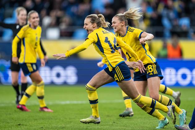 230411 Nathalie Björn of Sweden celebrates after scoring 2 2 during the international friendly football match between Sweden and Norway on April 11, 2023 in Gothenburg Photo Carl Sandin BILDBYRAN code CS JJ0272 fotbol football soccer fotball tränningslandskamp international friendly sweden a sweden norway dam bbeng jubel, Copyright: CARLxSANDIN BB230411CS055
